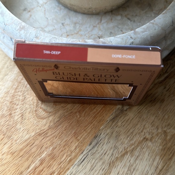Charolette Tilbury NIB Blush & Glow Mini Glide Pallette - Tan-Deep - - Picture 11 of 11